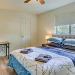 Pet Friendly Mariposa Retreat With Spacious Patio!