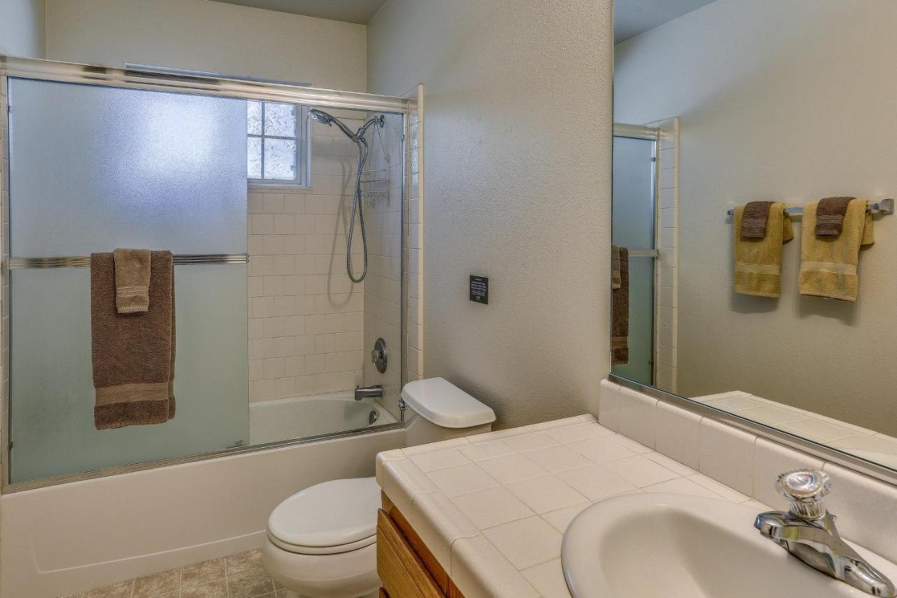 Pet Friendly Retreat With Spacious Patio! * Mariposa