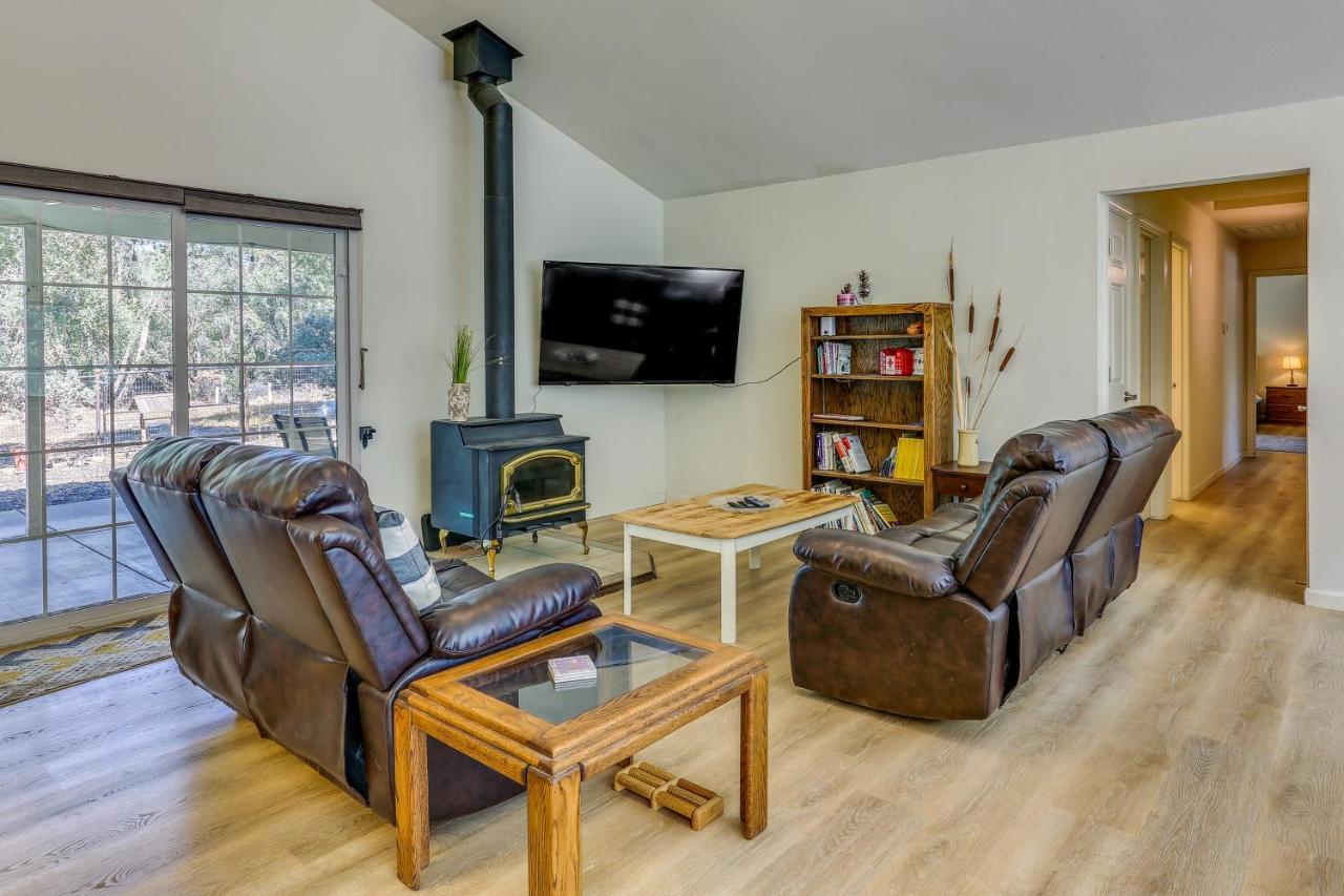 Pet Friendly Retreat With Spacious Patio! * Mariposa