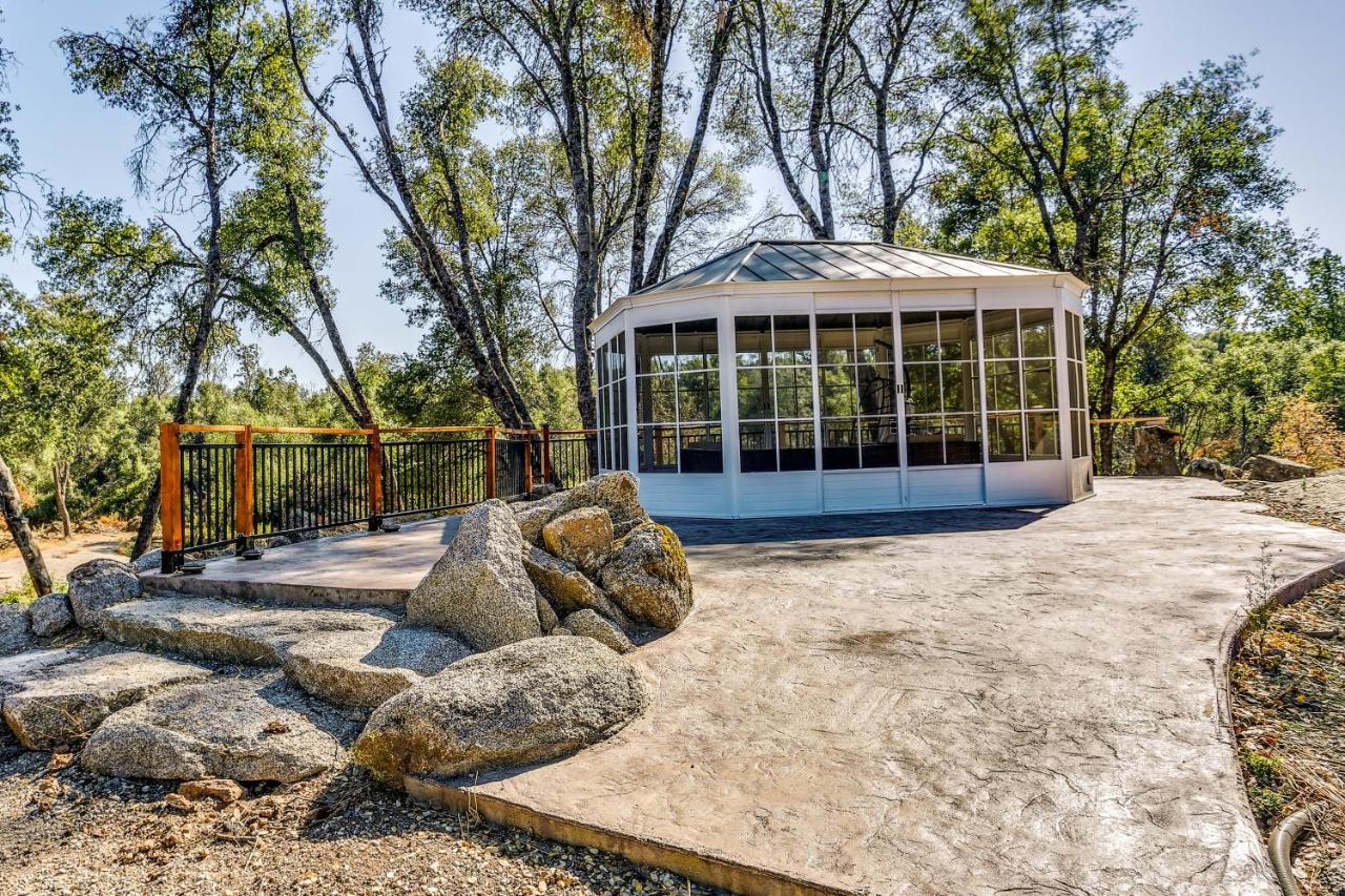 Pet Friendly Retreat With Spacious Patio!